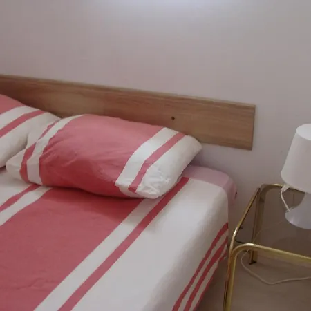 Nena Apartman *