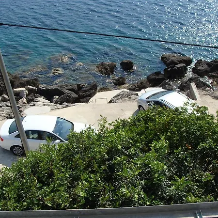 Nena Apartman Molunat
