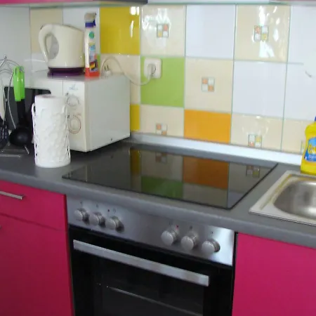 Nena * Молунат