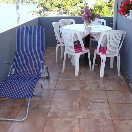 Apartament Nena *